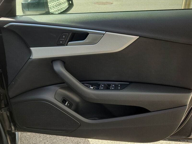 More views of Audi A4