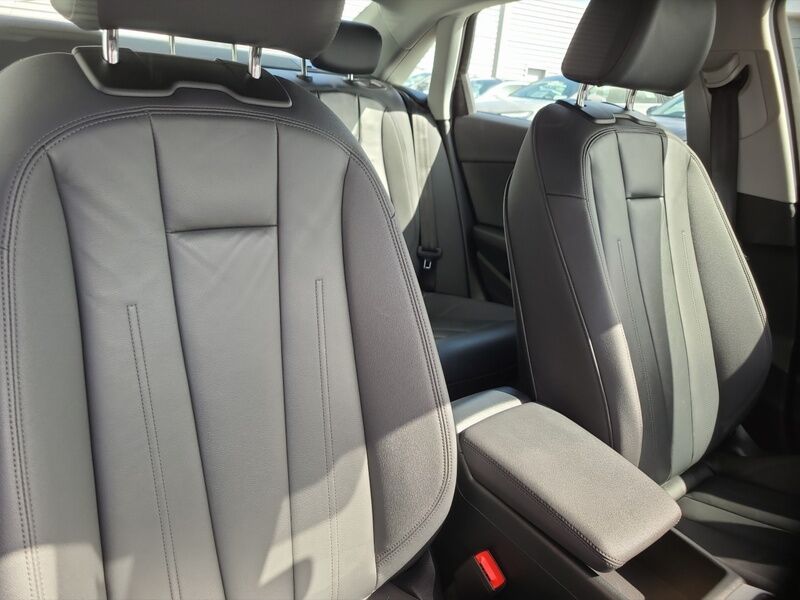 More views of Audi A4