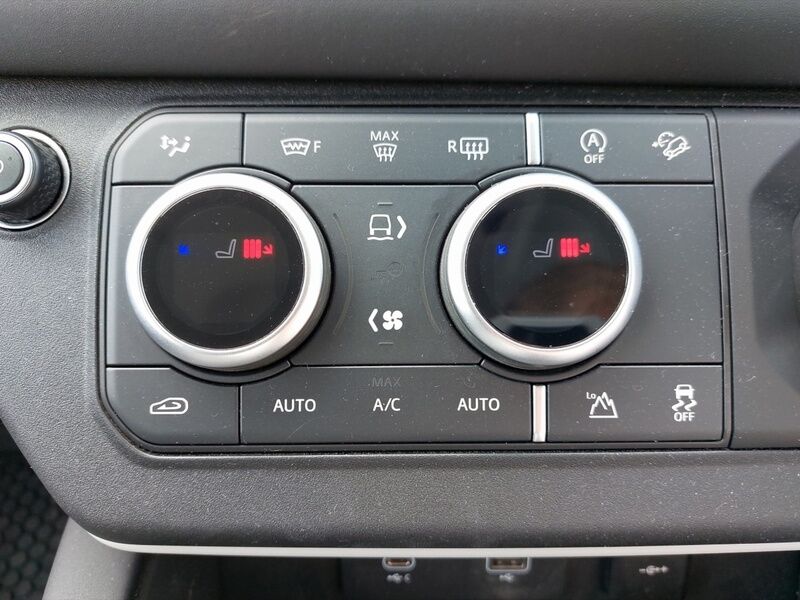 More views of Land Rover Defender