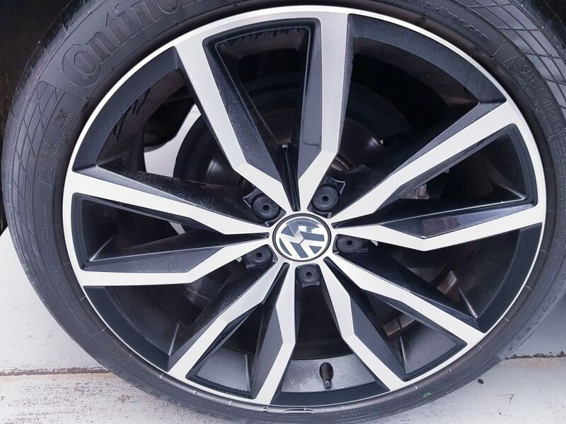 More views of Volkswagen Scirocco