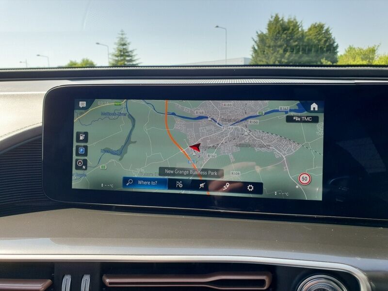 More views of Mercedes-Benz EQC