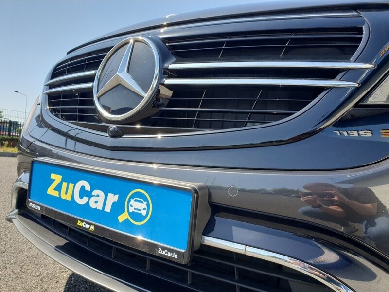More views of Mercedes-Benz EQC