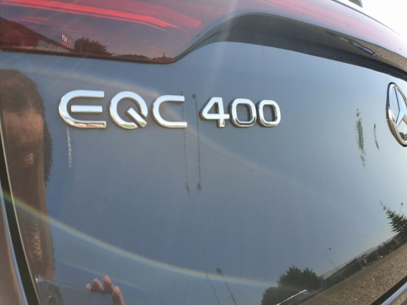 More views of Mercedes-Benz EQC