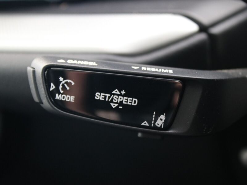 More views of Porsche Cayenne