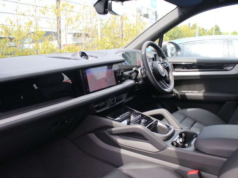 More views of Porsche Cayenne