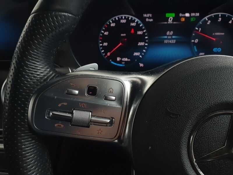 More views of Mercedes-Benz GLC