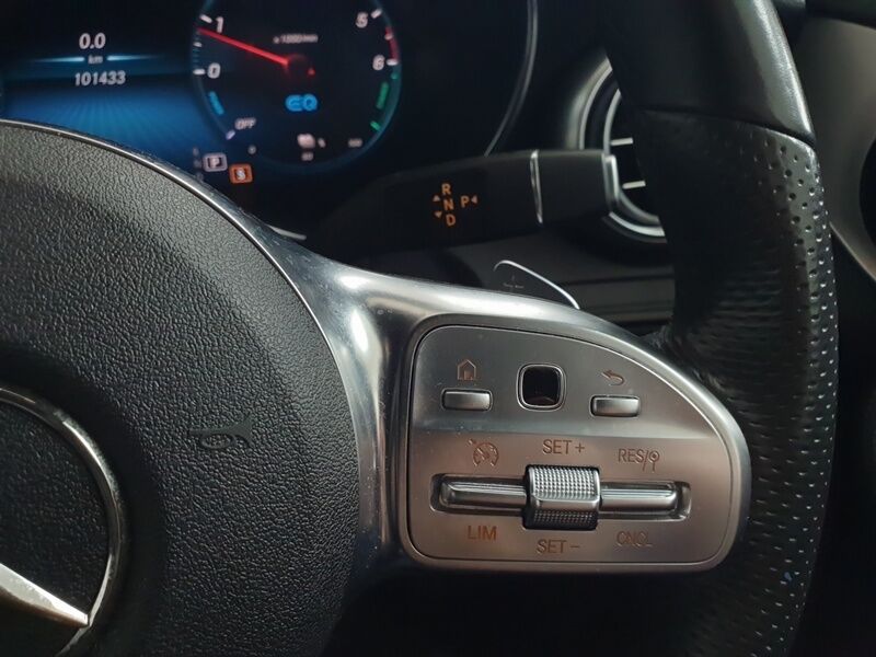 More views of Mercedes-Benz GLC