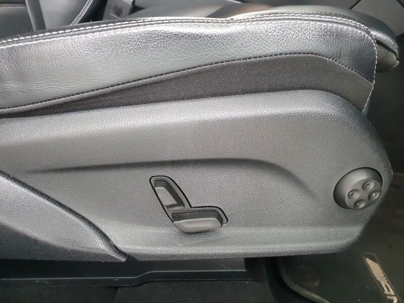 More views of Mercedes-Benz GLC