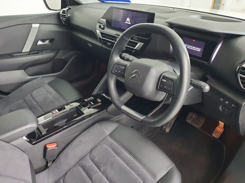 More views of Citroen e-C4