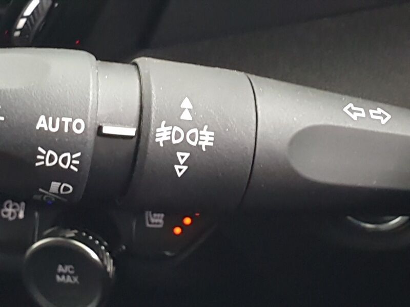 More views of Citroen e-C4