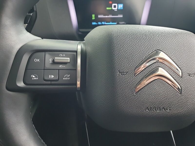 More views of Citroen e-C4