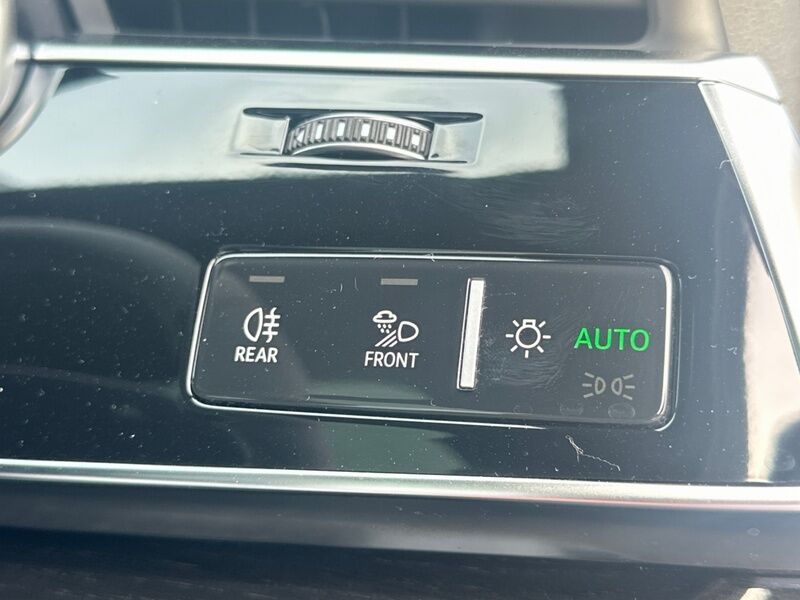 More views of Audi Q7