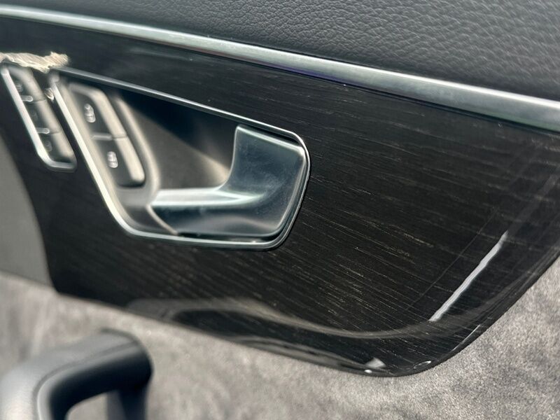 More views of Audi Q7
