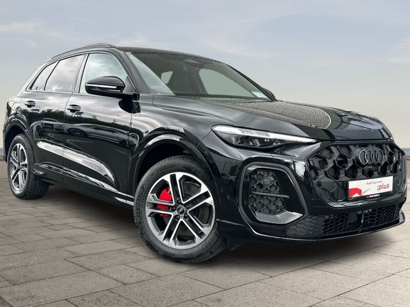 More views of Audi Q5