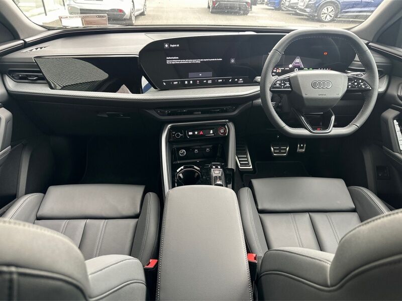 More views of Audi Q5