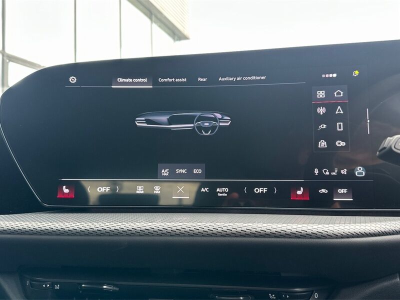 More views of Audi Q5