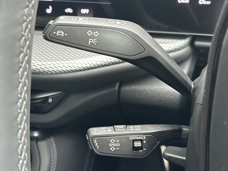 More views of Audi Q5
