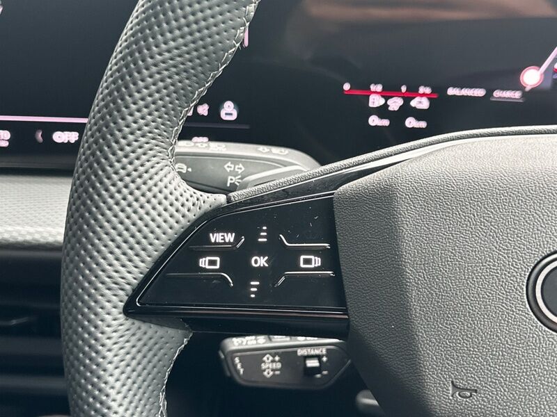 More views of Audi Q5