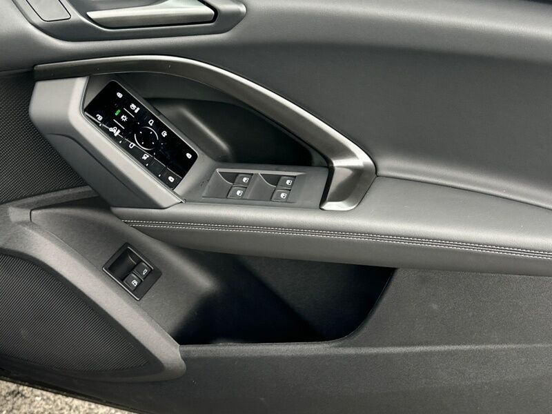 More views of Audi Q5