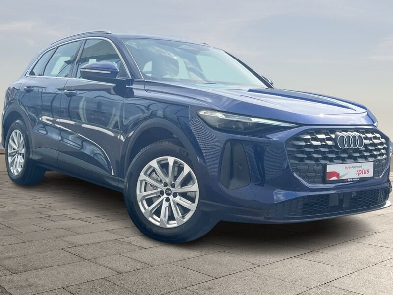 More views of Audi Q5