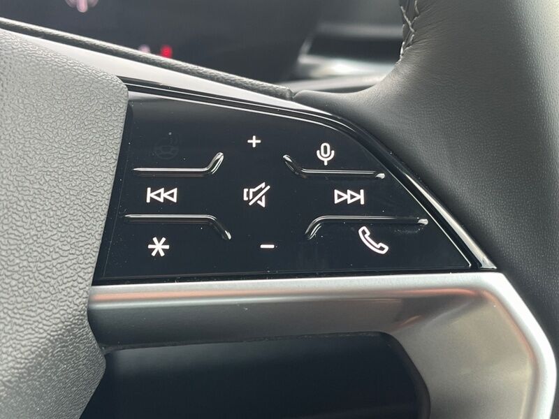 More views of Audi Q5