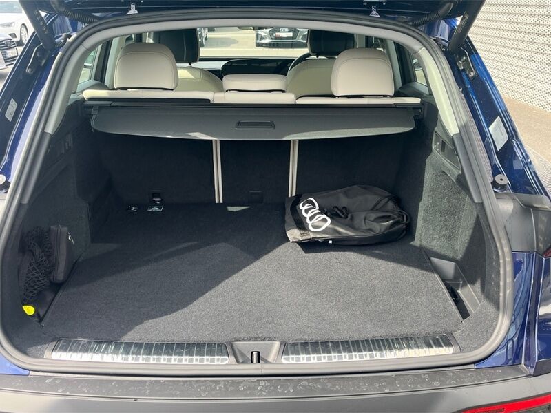 More views of Audi Q5