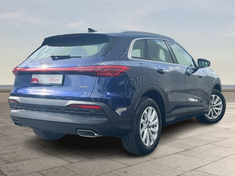 More views of Audi Q5