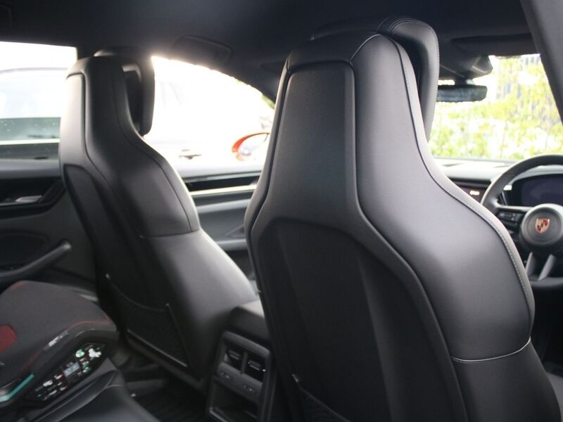 More views of Porsche Macan