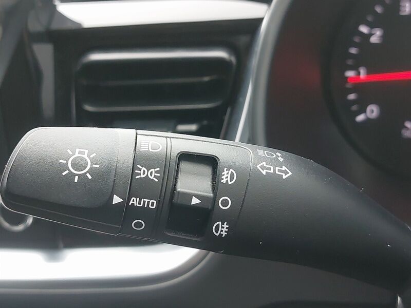 More views of Kia Stonic