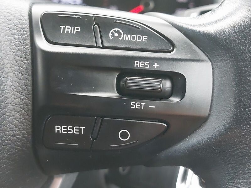 More views of Kia Stonic