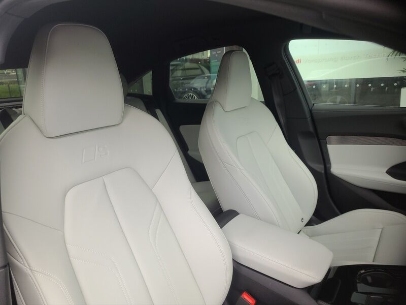 More views of Audi A5