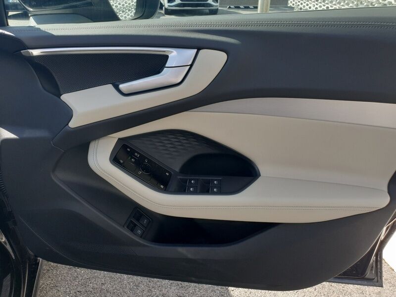 More views of Audi A5