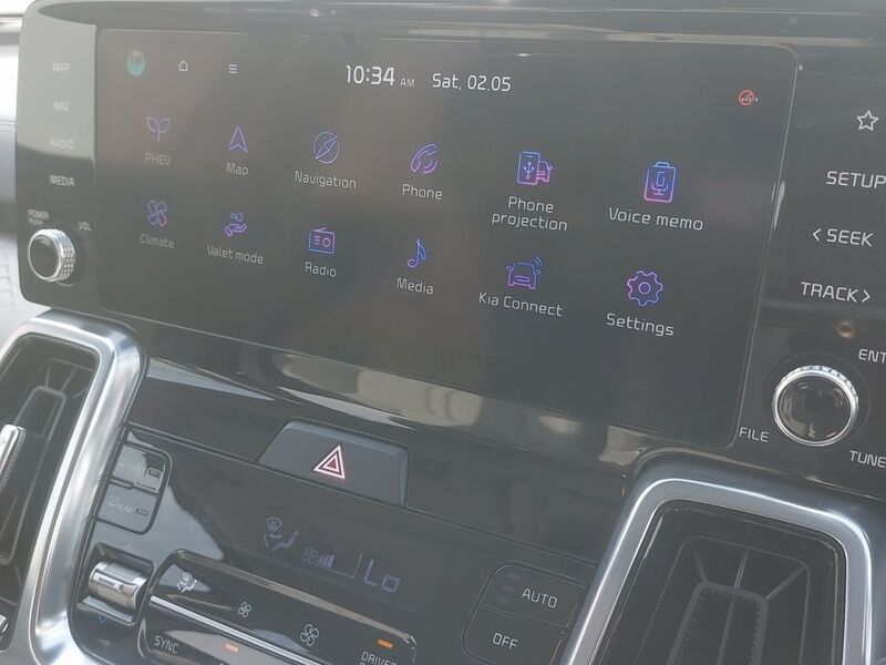 More views of Kia Sorento