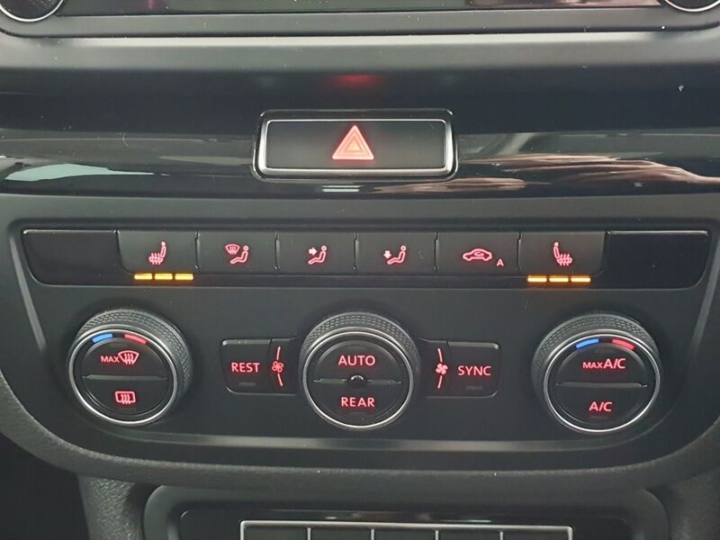 More views of Volkswagen Sharan