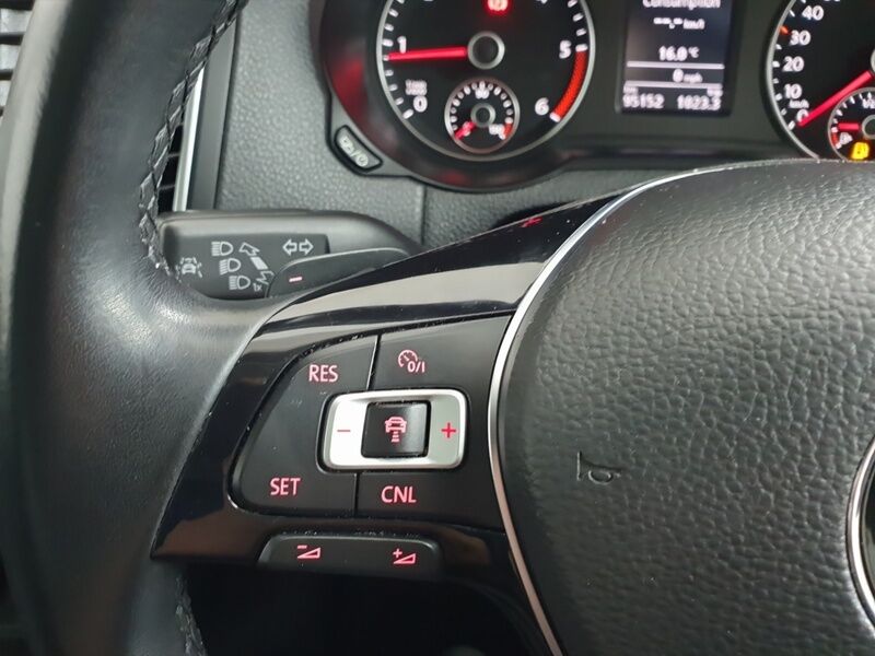 More views of Volkswagen Sharan