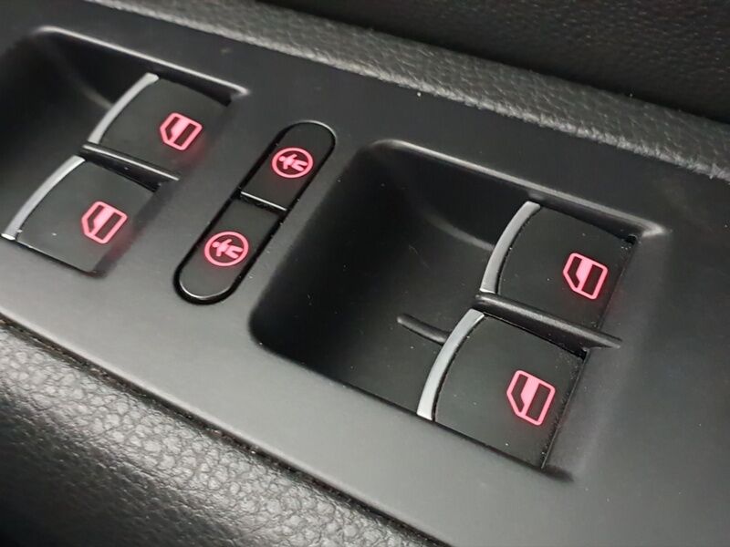 More views of Volkswagen Sharan