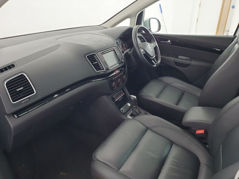 More views of Volkswagen Sharan