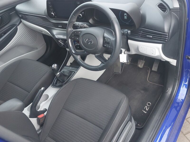 More views of Hyundai i20