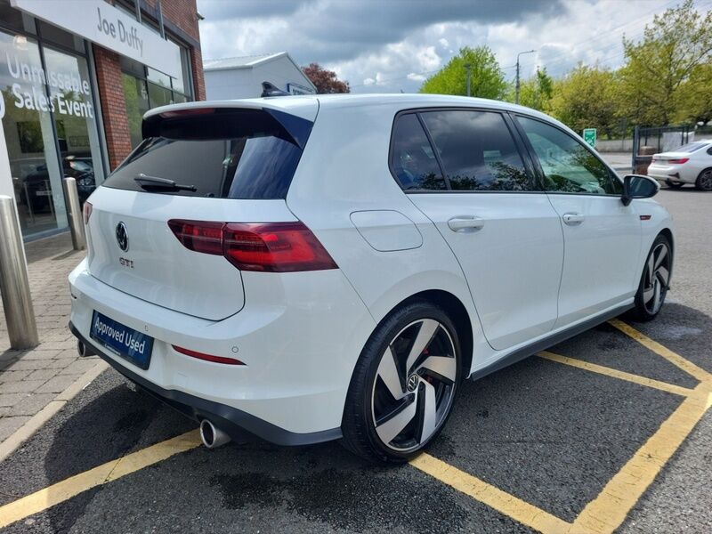 More views of Volkswagen Golf