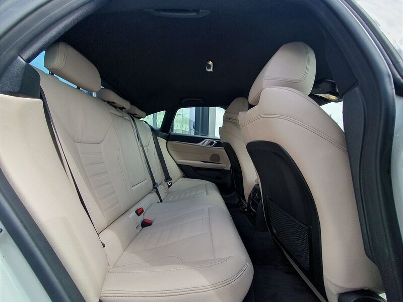 More views of BMW i4