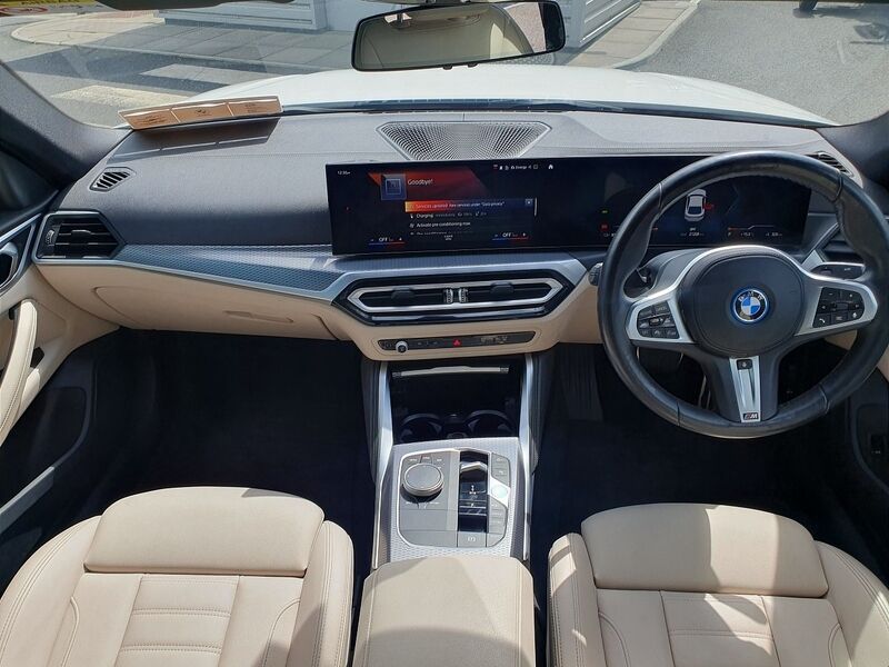 More views of BMW i4