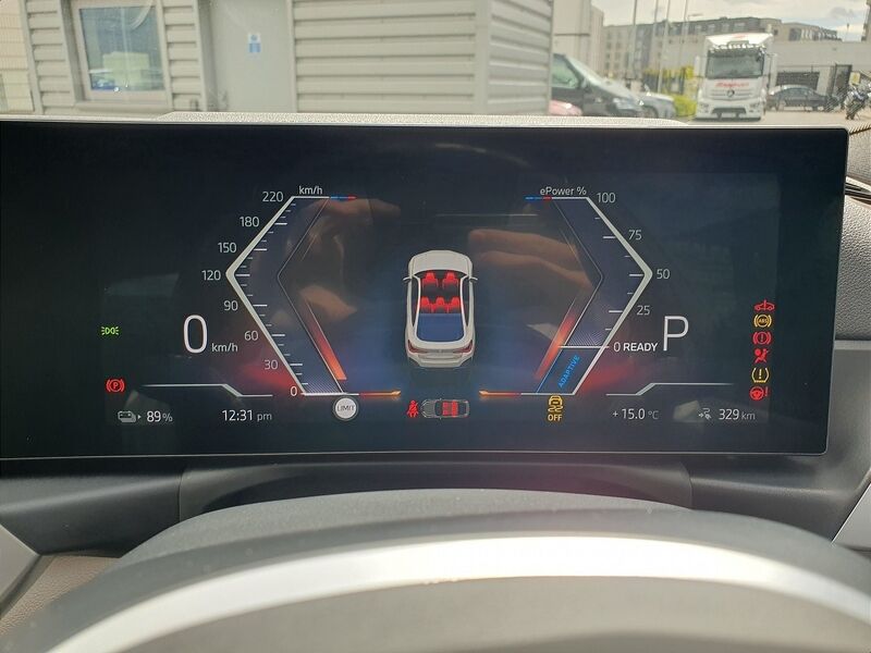 More views of BMW i4