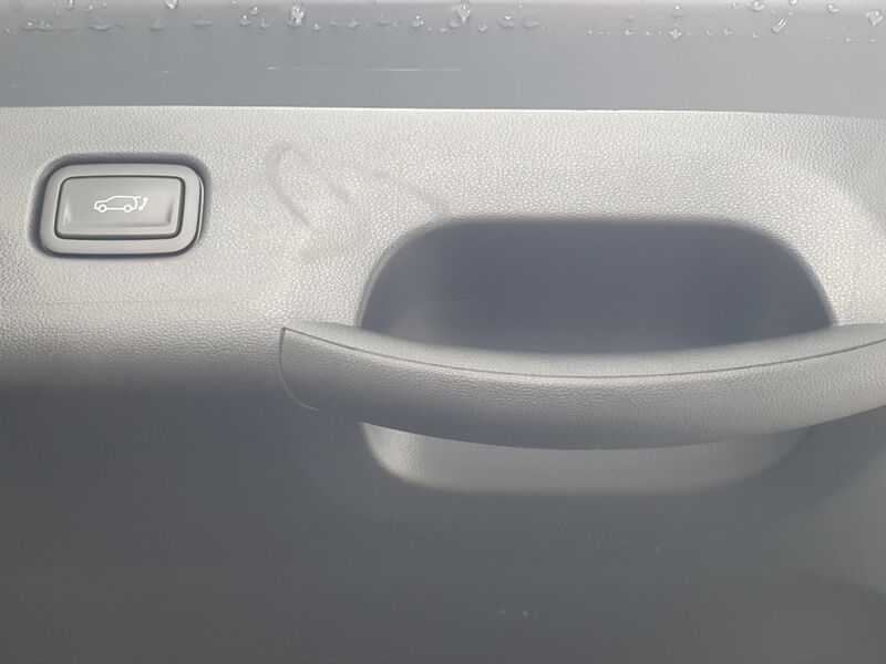 More views of Hyundai KONA