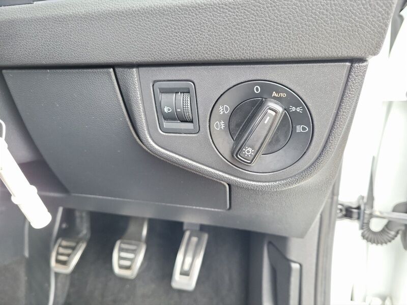 More views of Volkswagen Polo
