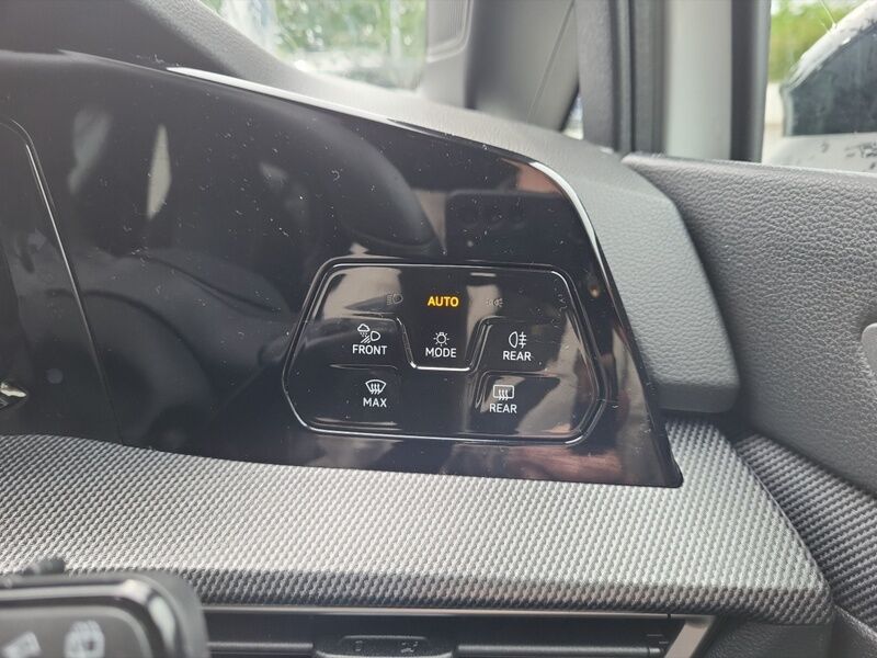 More views of Volkswagen Golf