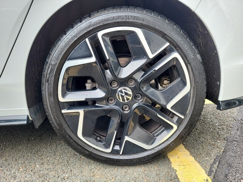 More views of Volkswagen Golf