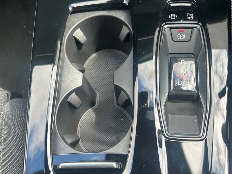 More views of Audi A6 Sportback e-tron