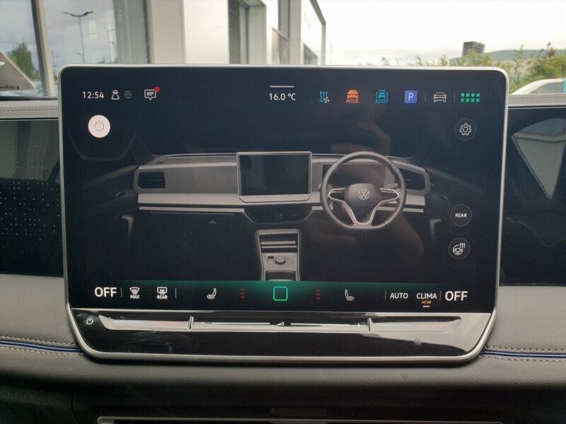 More views of Volkswagen Tiguan