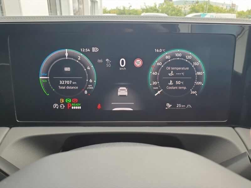 More views of Volkswagen Tiguan