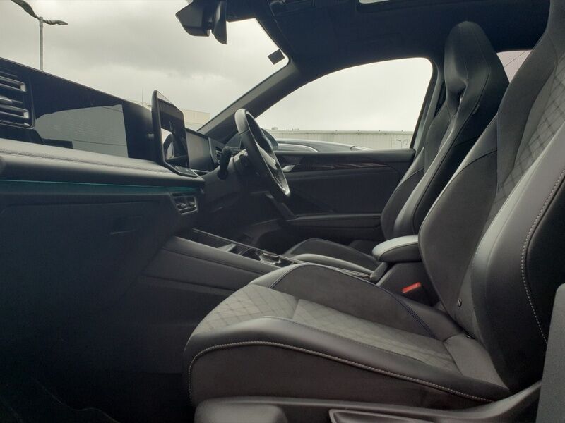 More views of Volkswagen Tiguan